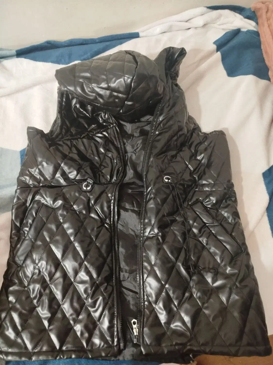 تعدادی پافر و کاپشن|لباس|بندر امام خمینی, |دیوار