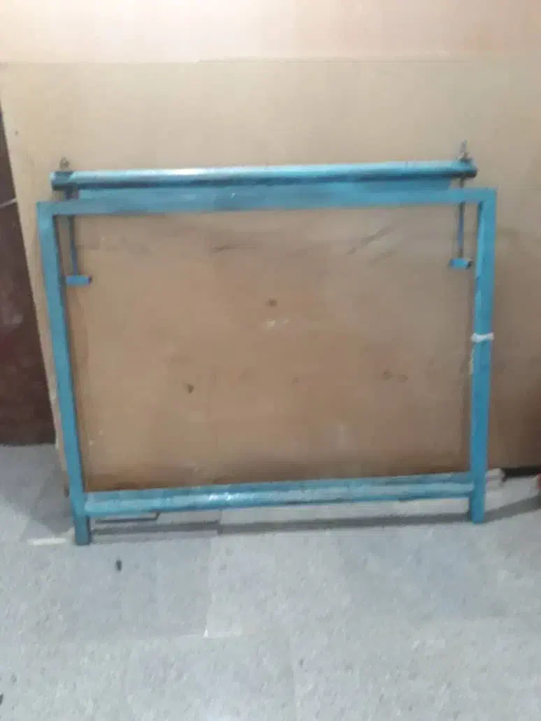 درب چوبی و دار قالی تابلو فرش|حراج|اسدآباد, |دیوار