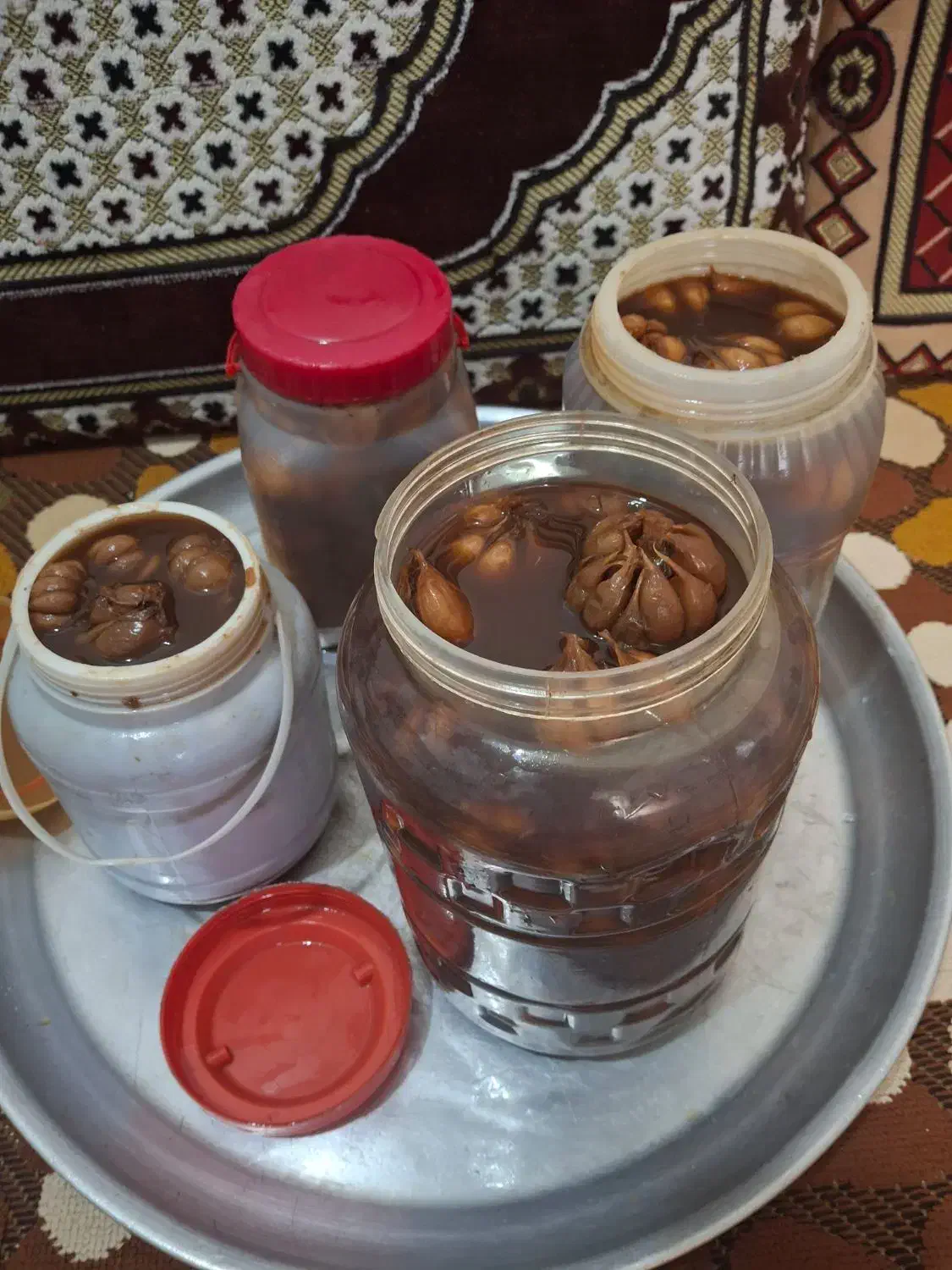 سیر ترشی خانگی .۷ساله ..خوش طعم|خوردنی و آشامیدنی|رشت, عینک|دیوار