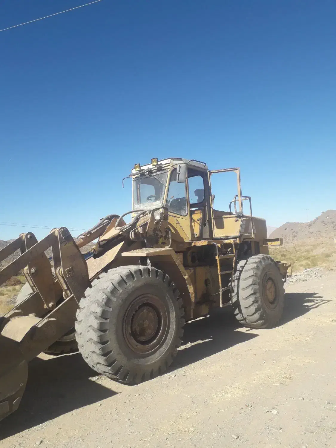 لودر اف ار ۲۰|خودرو سنگین|زیرکوه, |دیوار