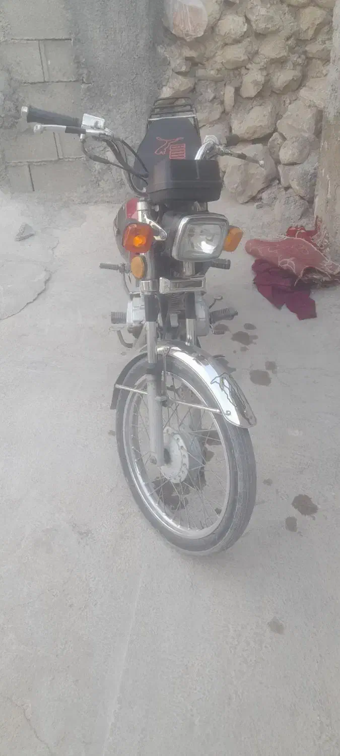 موتور ۸۱ تمیز|موتورسیکلت|کوه چنار, |دیوار