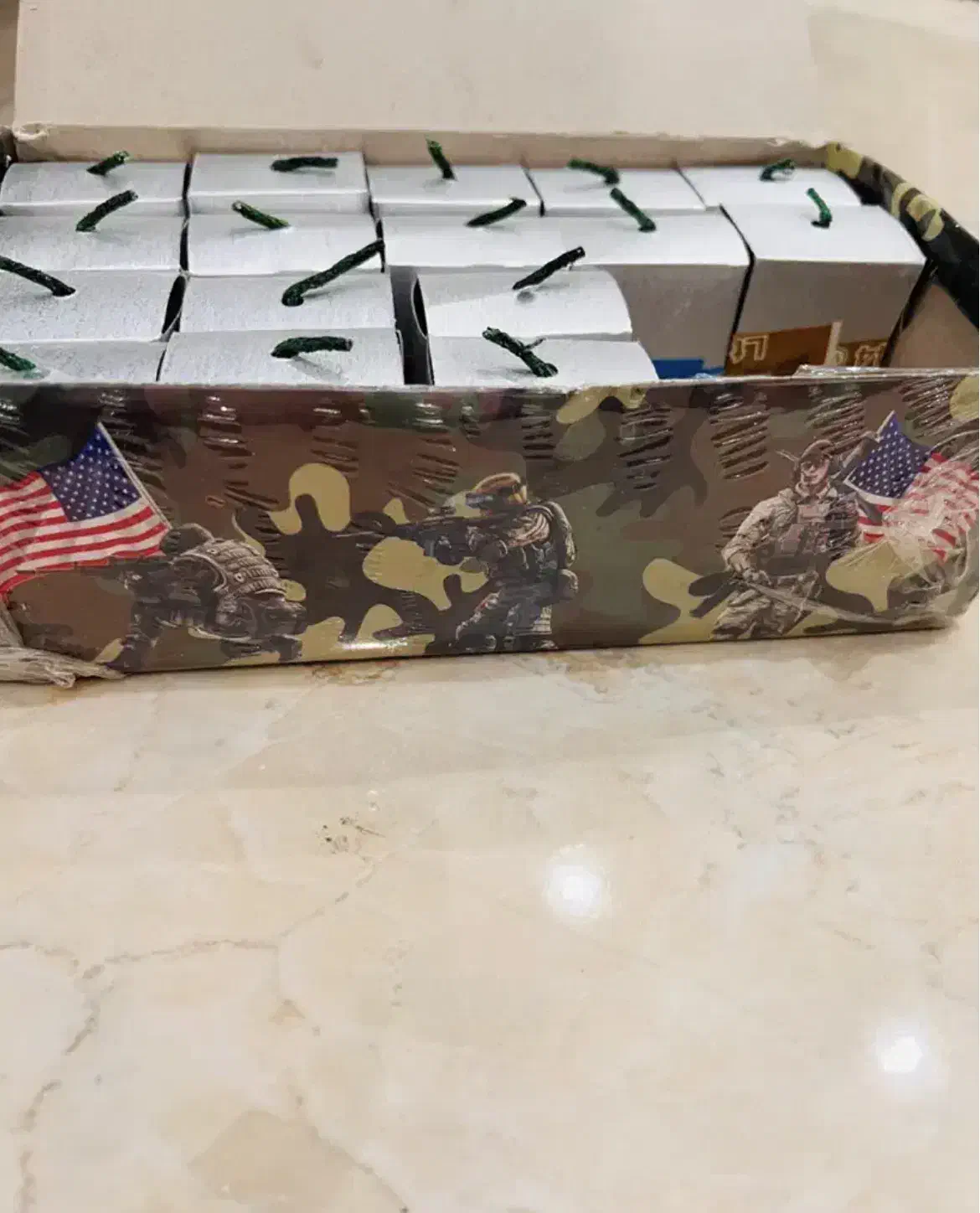 ترقه مجاز|اسباب‌‌بازی|رشت, لاکان شهر|دیوار