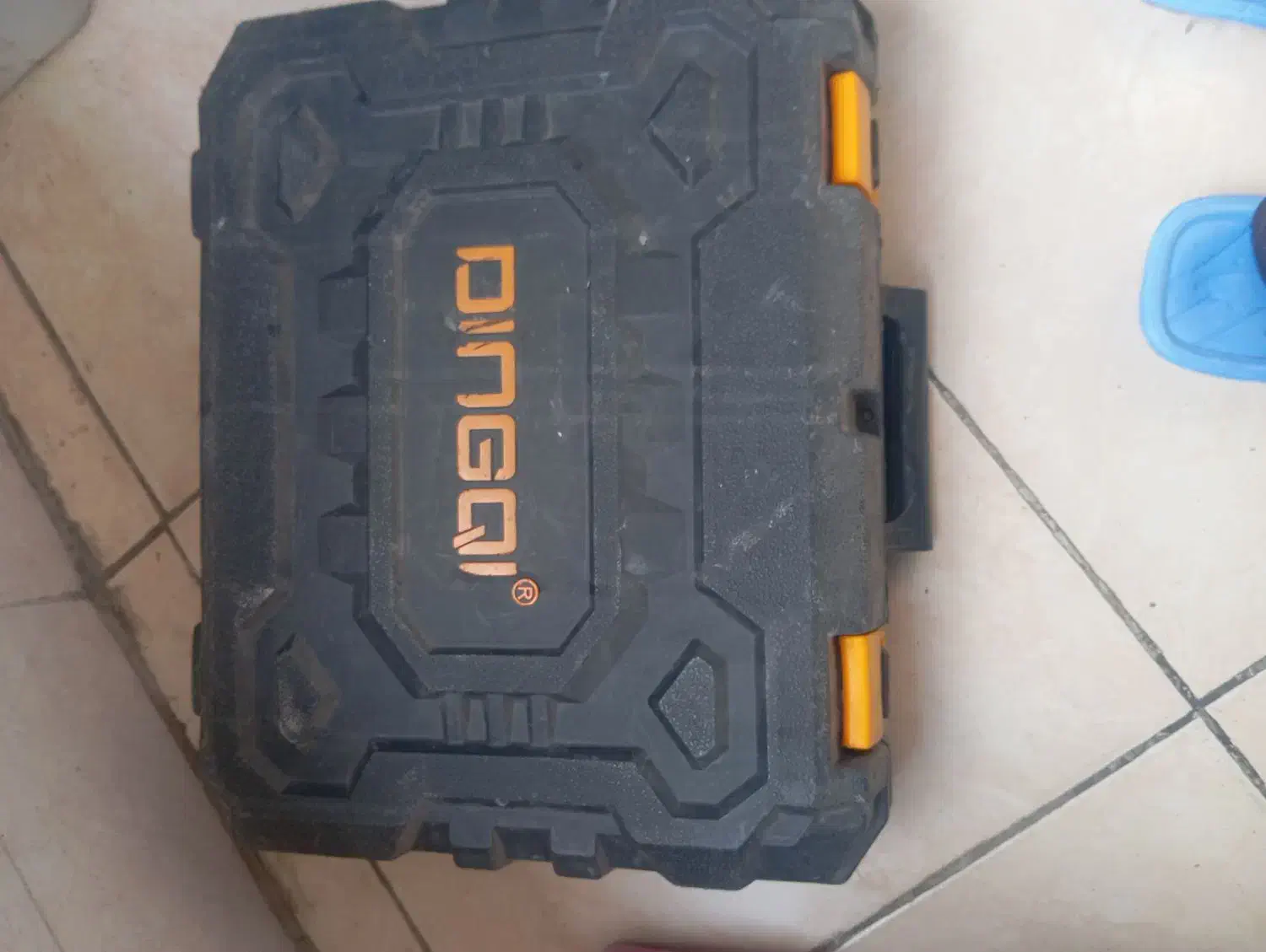 هلتی|ابزارآلات|رشت, پیرکلاچای|دیوار