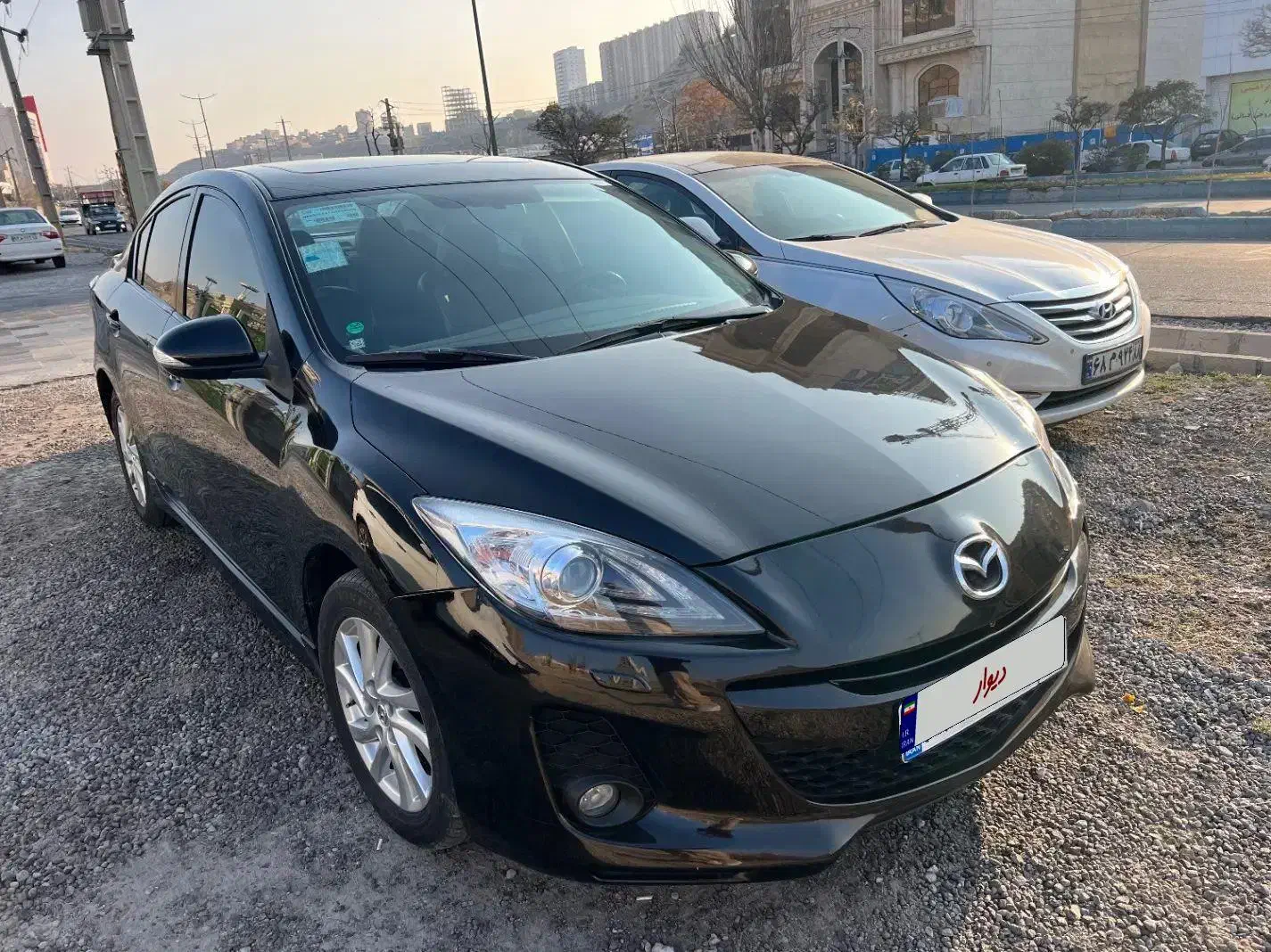 مزدا ۹۶ بیرنگ کم کار نونو|خودرو سواری و وانت|محمدیه-قزوین, |دیوار