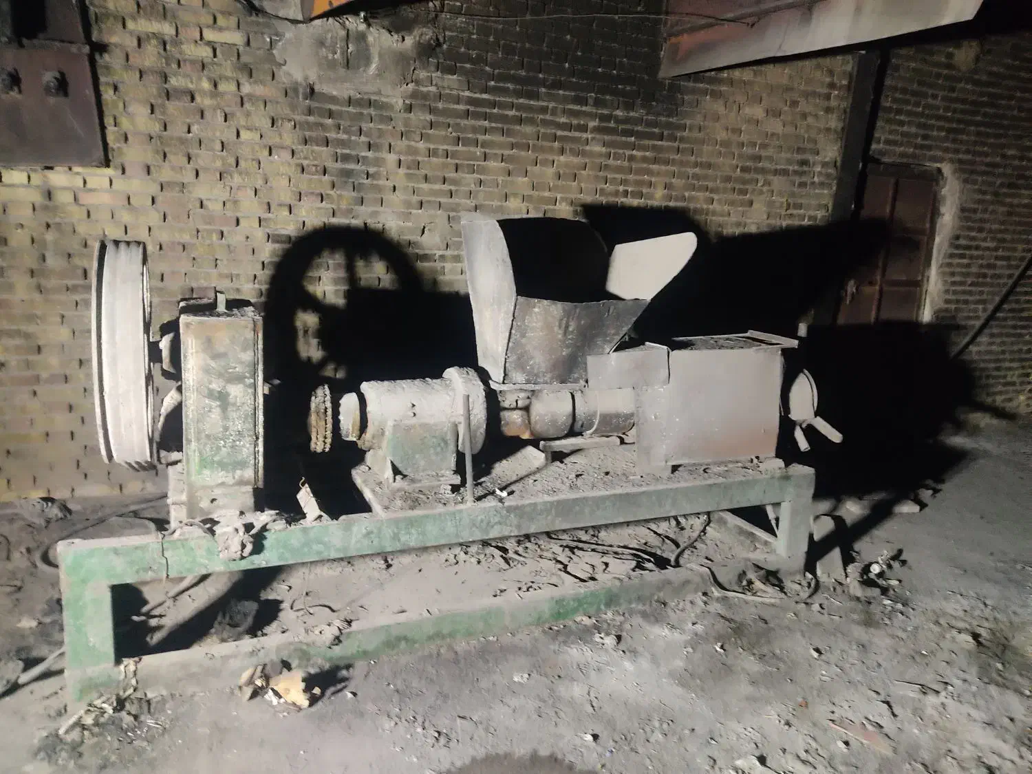 دستگاه اکسیدور.شهرحسن آبادجرقویه|ماشین‌آلات صنعتی|رامشه, |دیوار