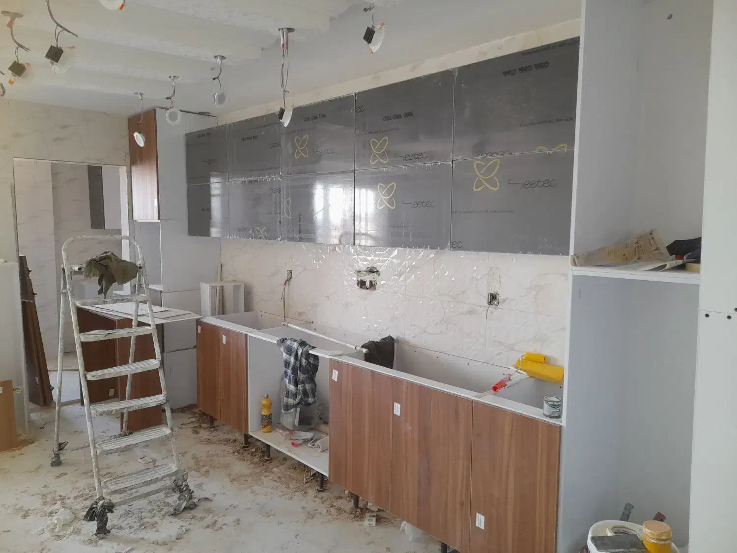 طراحی و نصب کابینت اقساطی|خدمات پیشه و مهارت|بابل, |دیوار