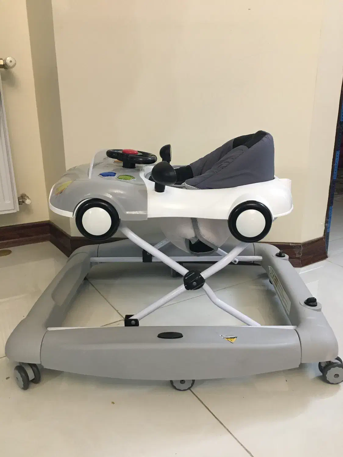 سیسمونی|اسباب و اثاث بچه|اصفهان, جلالیه|دیوار