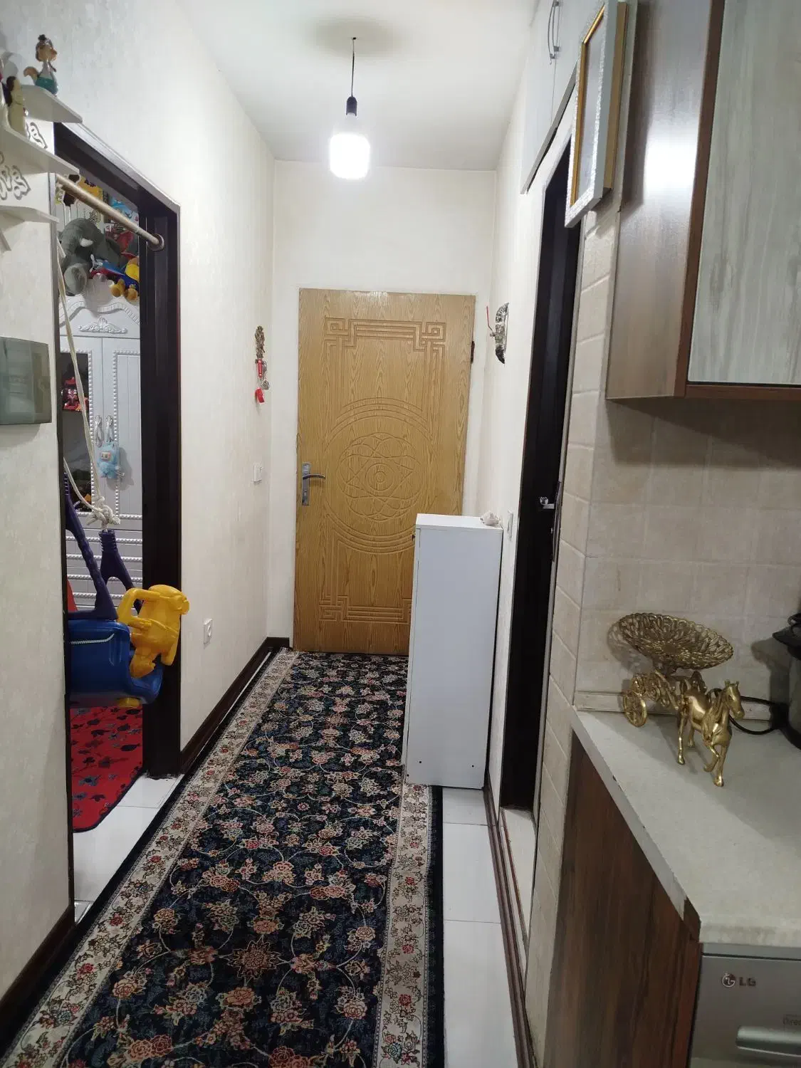 62متر آپارتمان نزدیک مترو