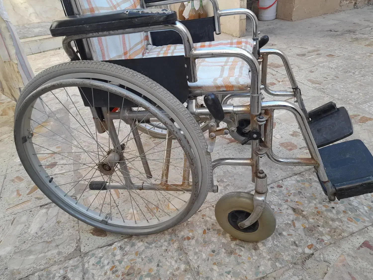 ویلچر|آرایشی، بهداشتی، درمانی|قم, آذر (نکویی)|دیوار