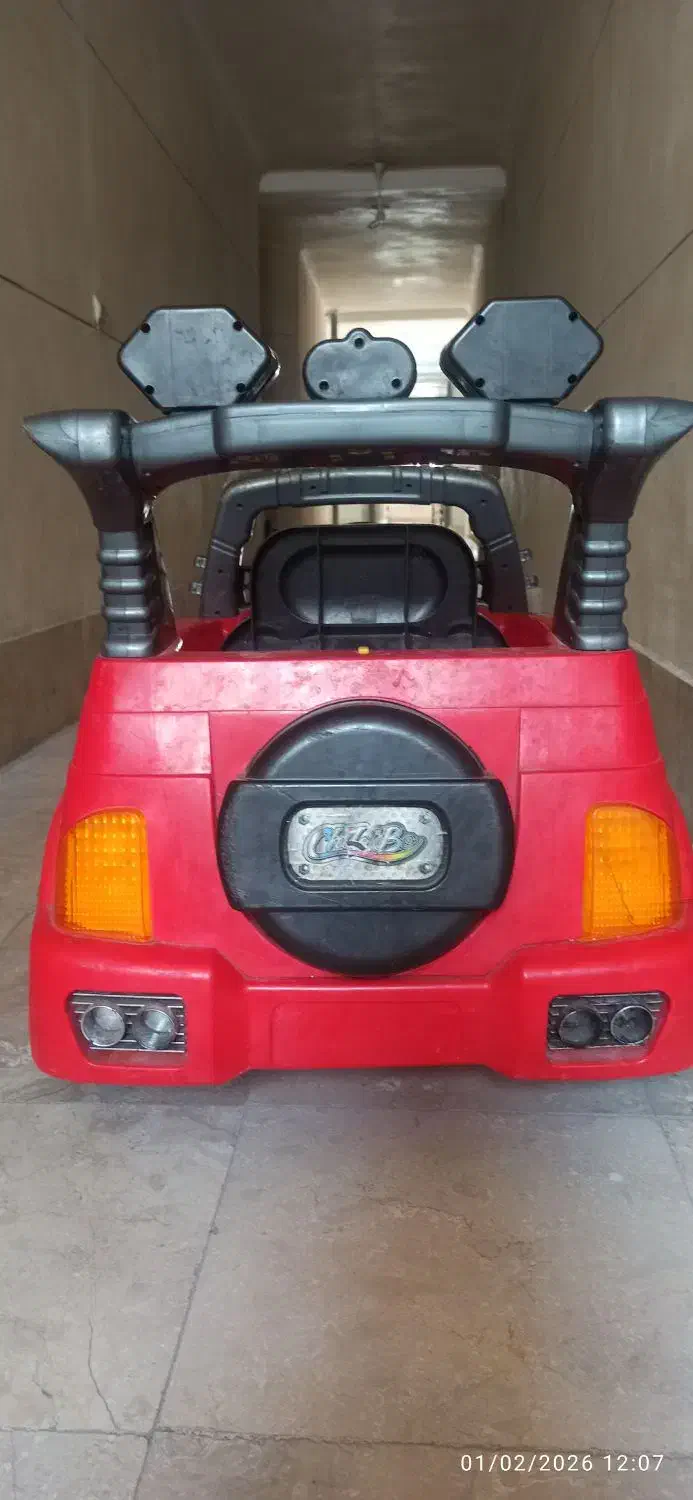 ماشین شارژی|اسباب‌بازی بچه|بندرعباس, |دیوار