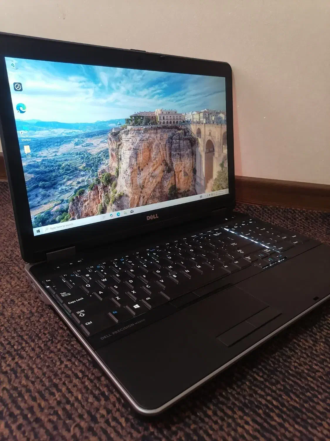 لپ تاپ دل i5 رام8 گرافیک AMD 8790 GDDR5|رایانه همراه|کرج, بنیاد|دیوار