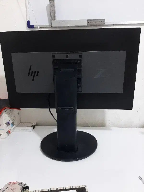 مانیتور ۲۷ اینچ HP|قطعات و لوازم جانبی رایانه|مشهد, ایثار|دیوار