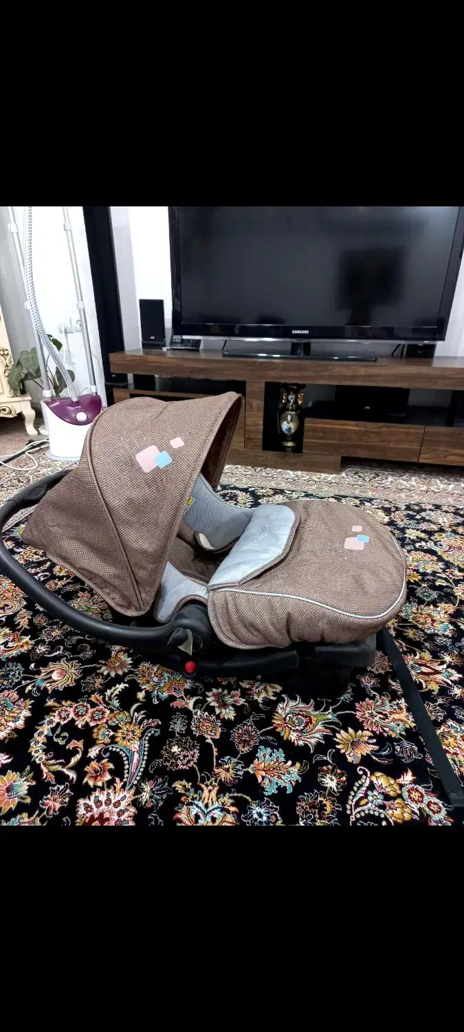 کریر دو کاره و اغوشی خارجی نو|کالسکه و لوازم جانبی|اهواز, کوی باهنر|دیوار