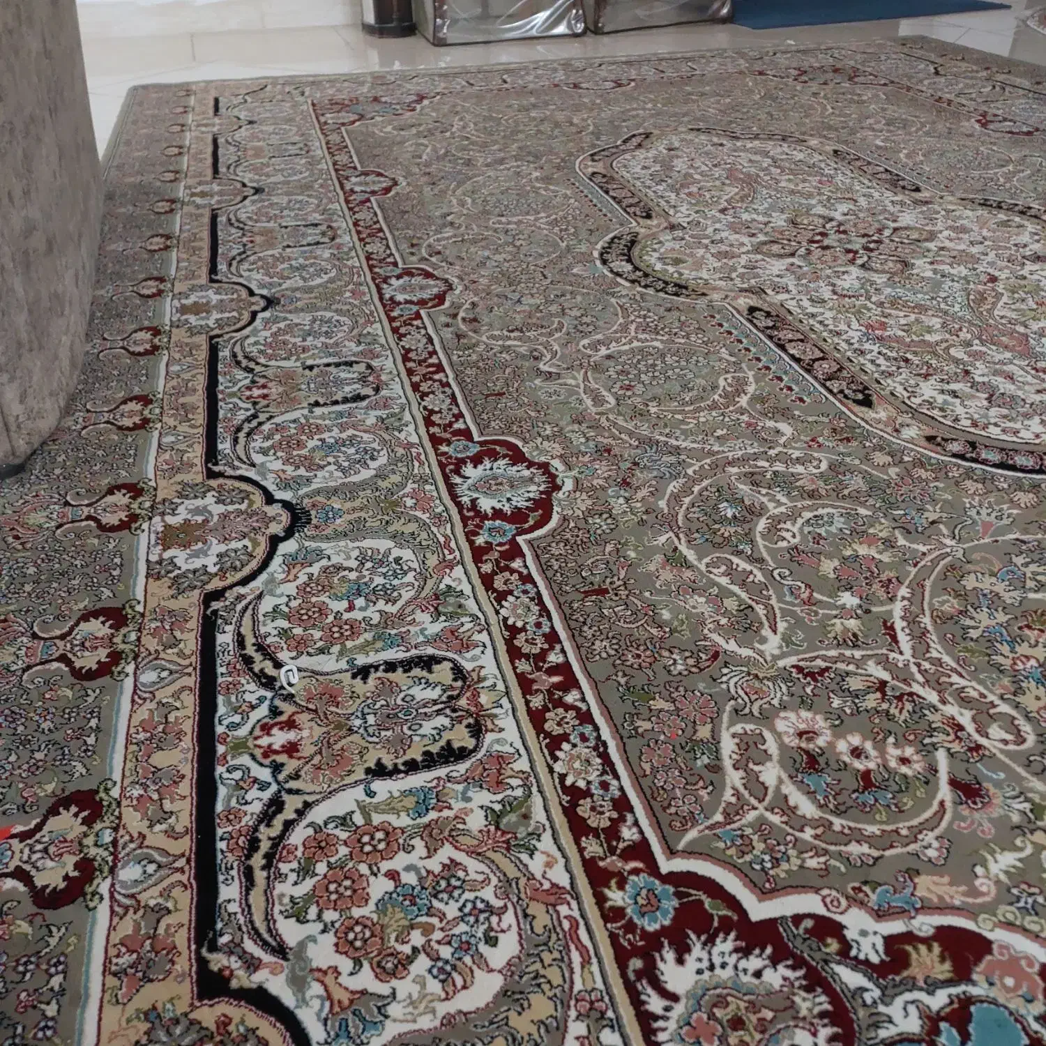 دو تخته فرش ۹متری خاطره کاشان|فرش|شاهین‌شهر, حافظ شمالی|دیوار