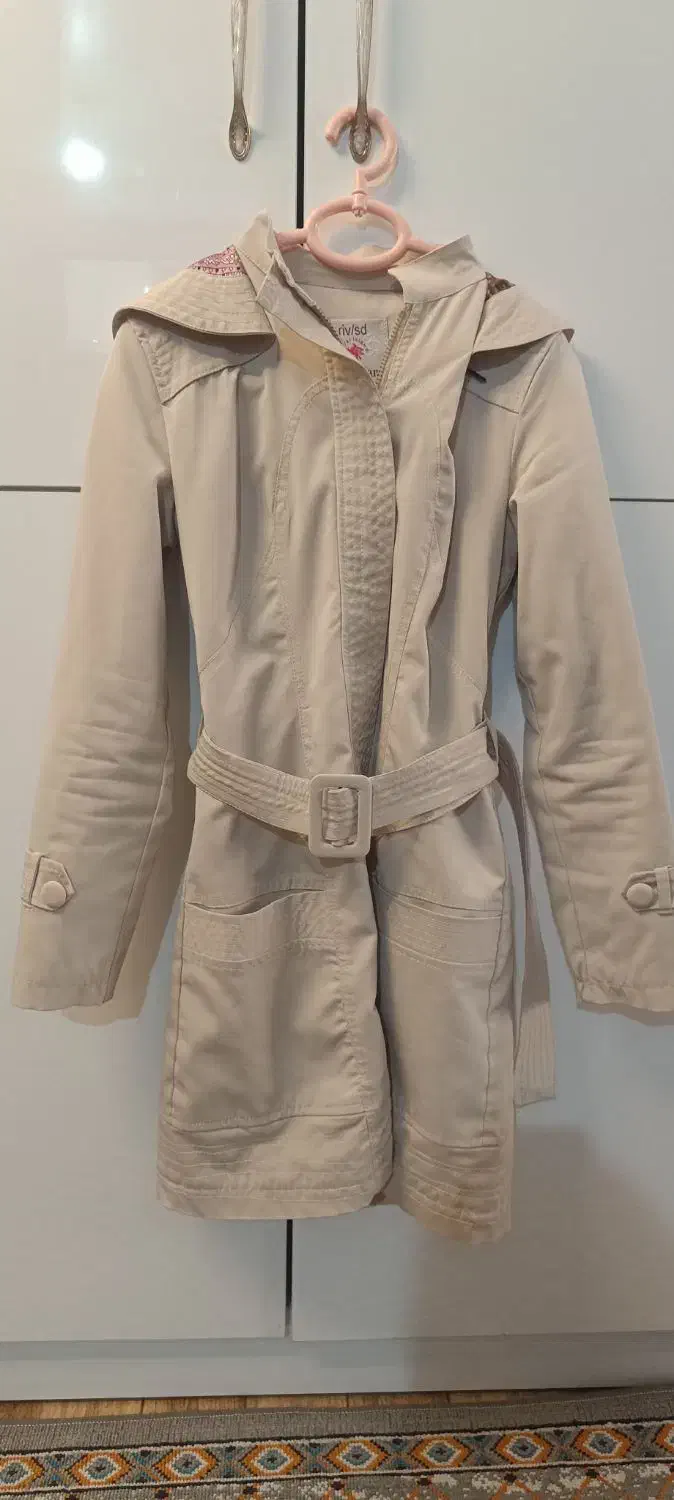 بارونی شیک وتنخور فیت وزیبا|لباس|محمدشهر, محمدشهر|دیوار