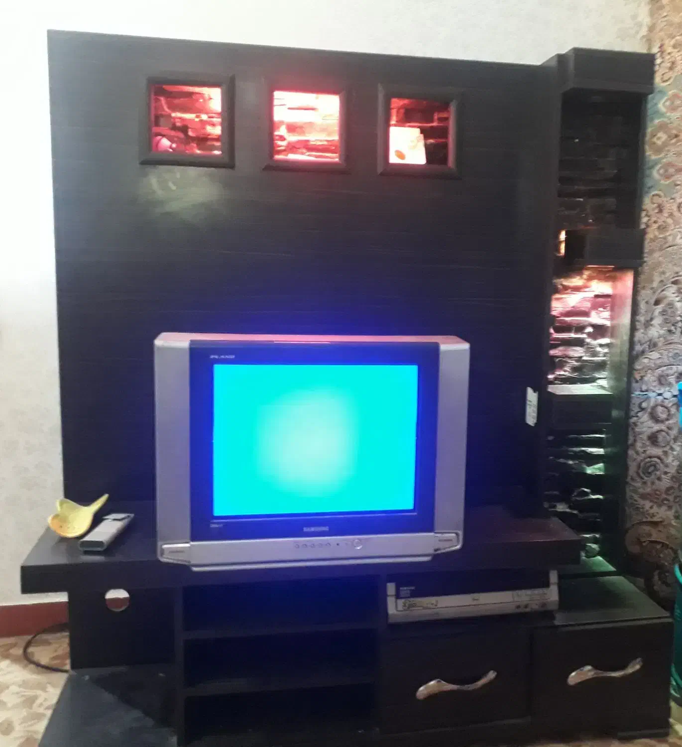 ۲۱ اینج|تلویزیون و پروژکتور|سوسنگرد, |دیوار