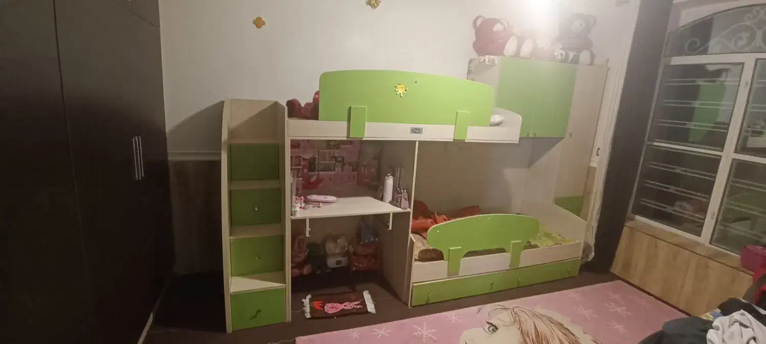 تخت خواب دو طبقه کمد دار و میز کامپیوتر دار|تخت و سرویس خواب|صدرا-فارس, فاز ۱|دیوار