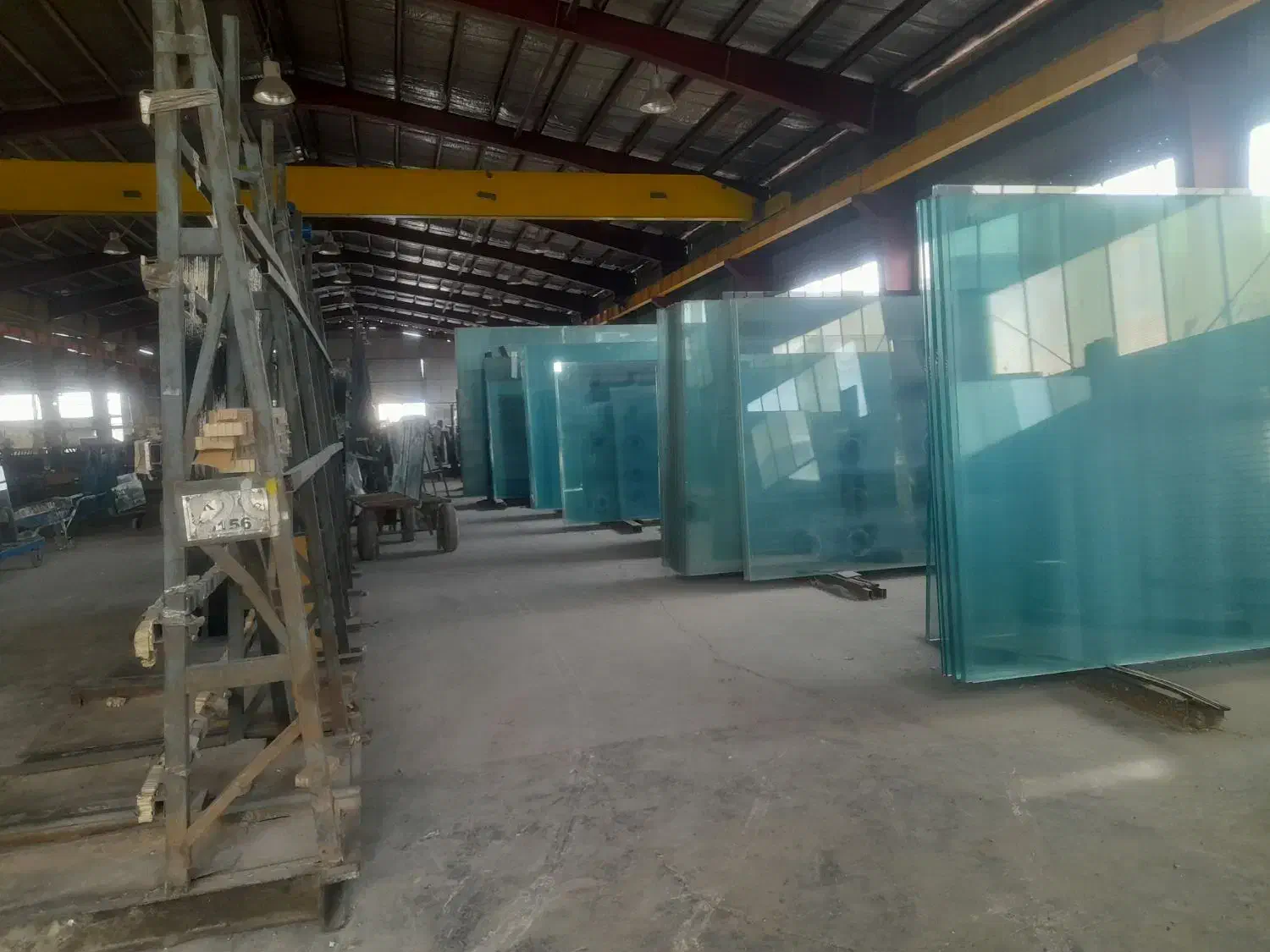 نصب و اجرای درب شیشه سکوریت|خدمات پیشه و مهارت|لالی, |دیوار