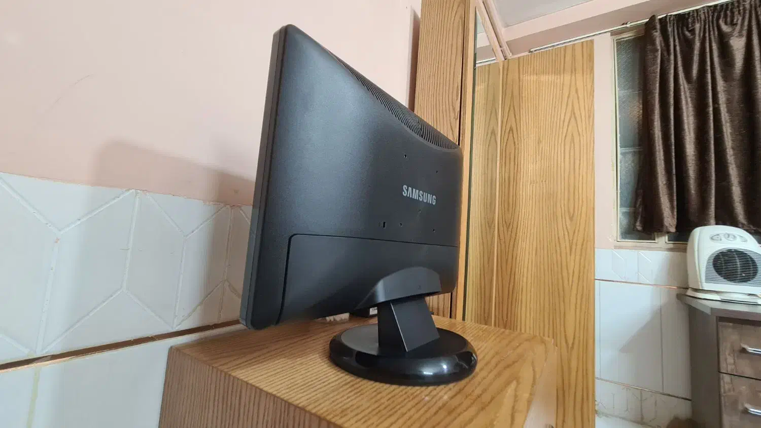 مانیتور 20 اینچ سامسونگ مدل 206BW|قطعات و لوازم جانبی رایانه|اصفهان, بهارستان|دیوار