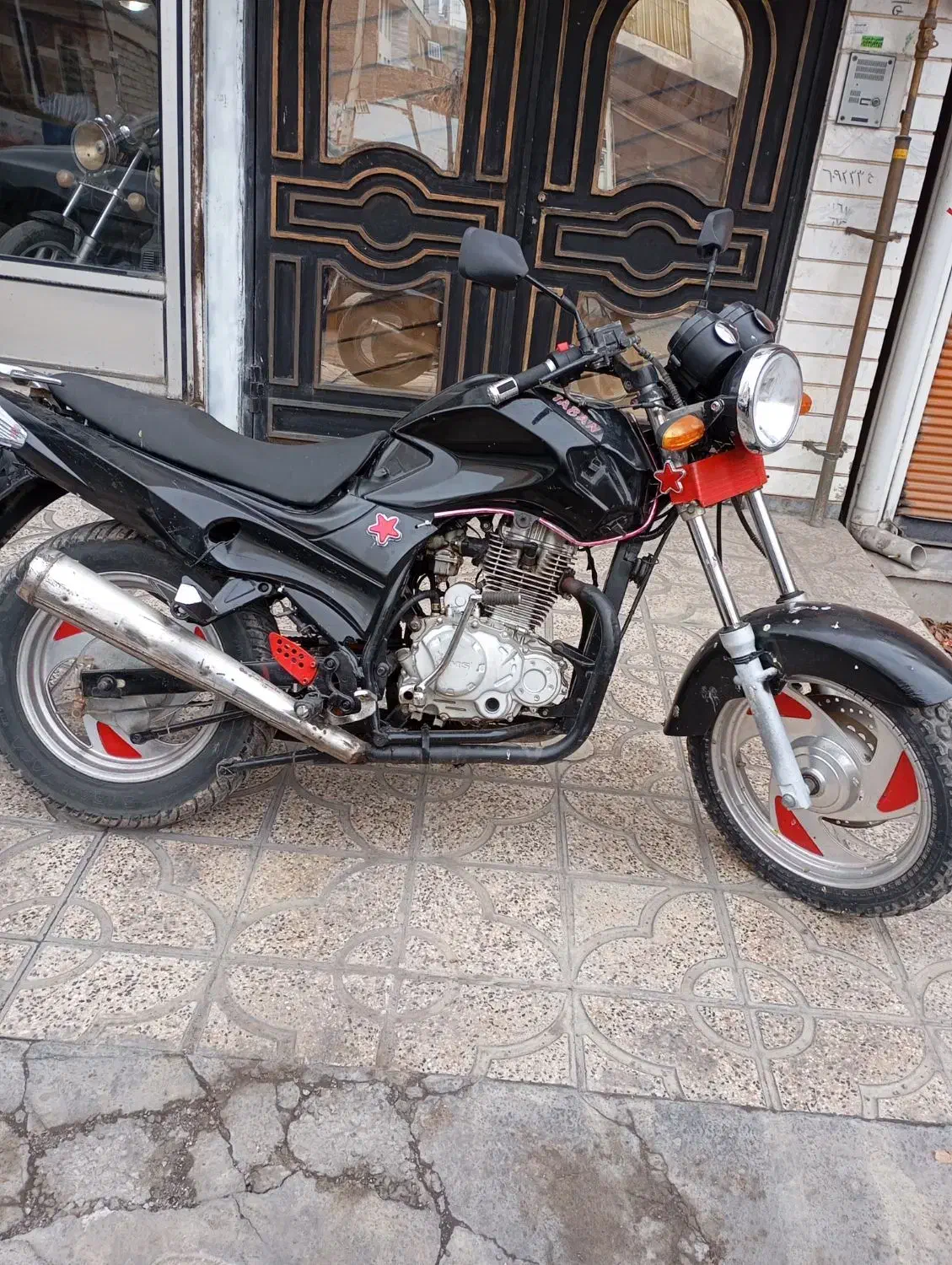 پرواز مدل 89|موتورسیکلت|میانه, |دیوار