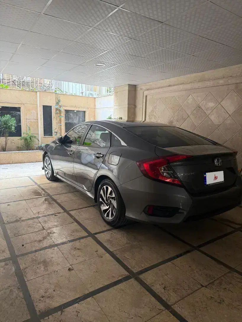 هوندا سیویک ۲۰۱۷|خودرو سواری و وانت|رشت, گلسار|دیوار