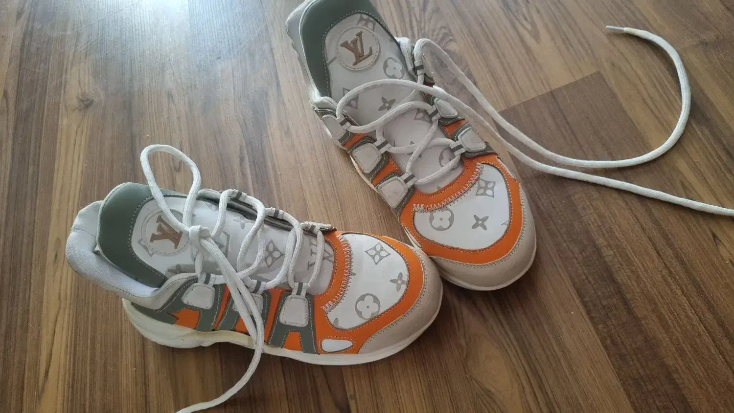 کفش اسپورت سایز۳۹ نو نو|کیف، کفش، کمربند|ارومیه, |دیوار