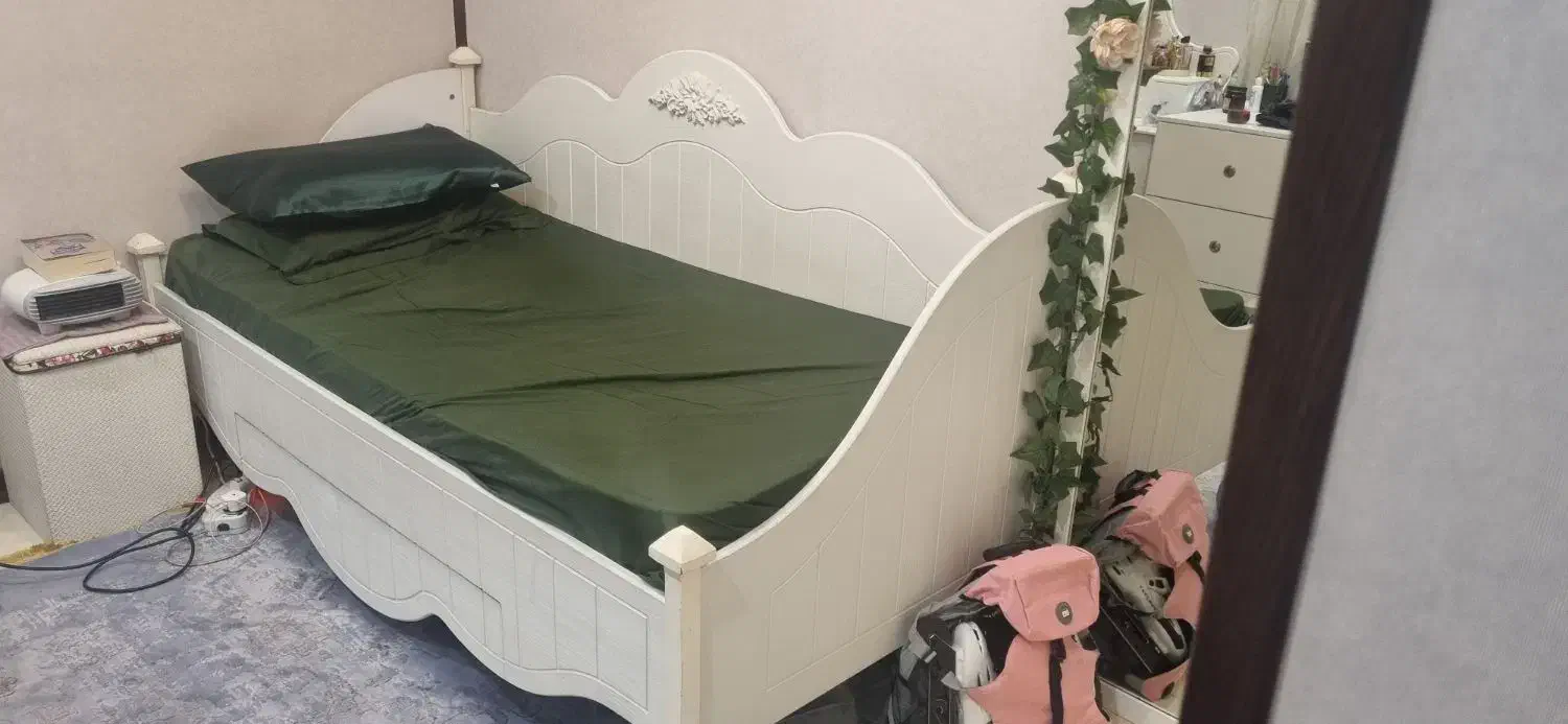 تخت خواب یک نفره|تخت و سرویس خواب|تهران, افسریه جنوبی|دیوار