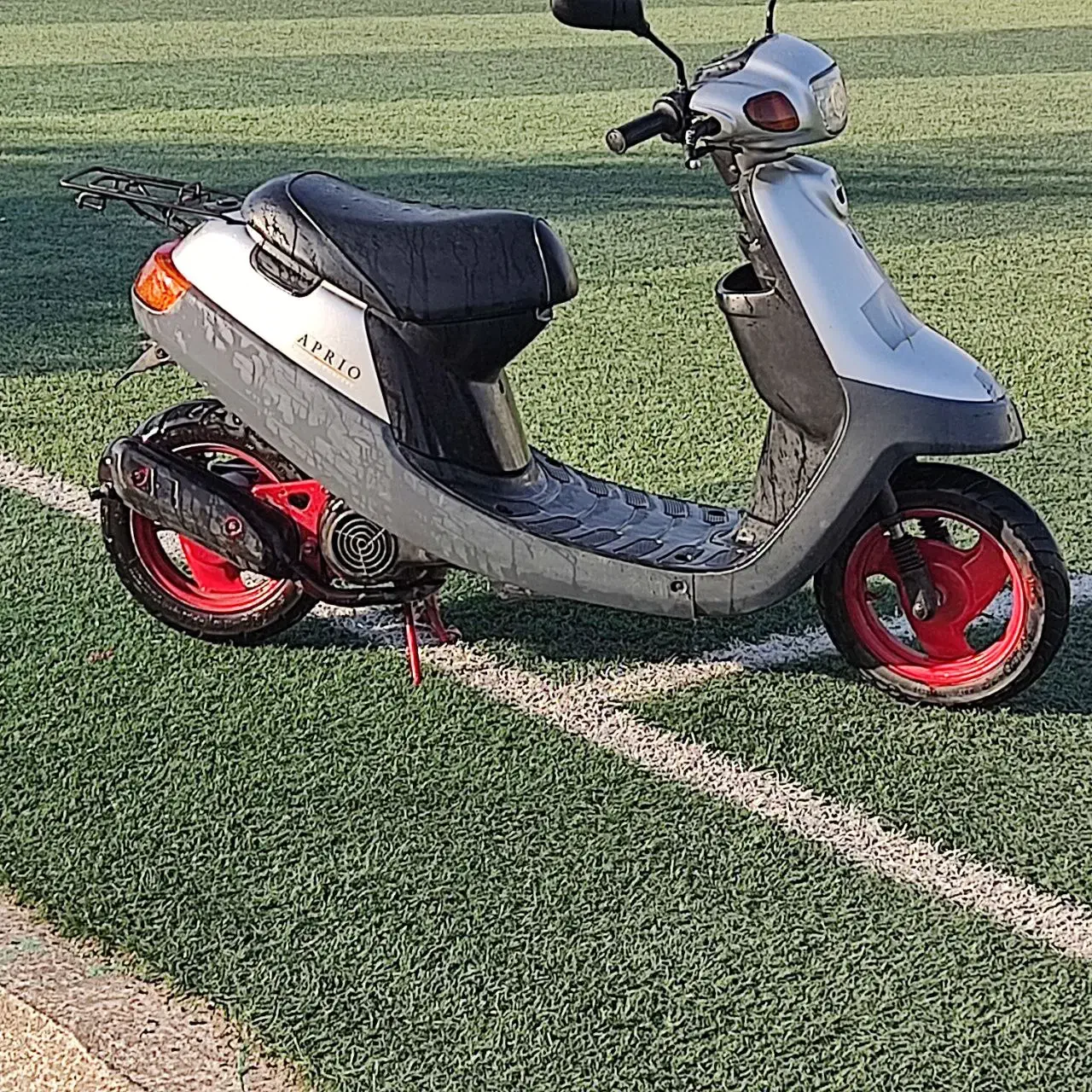 موتور پاکشتی مدل اپریو|موتورسیکلت|دوگنبدان, |دیوار