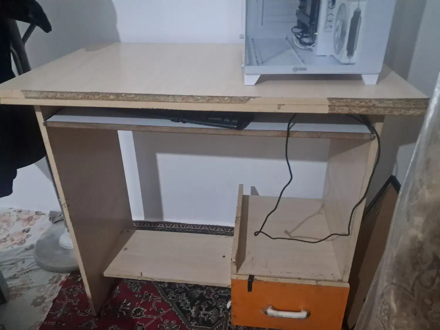 میز کامپیوتر ۱اداری|میز تحریر و کامپیوتر|ارومیه, |دیوار