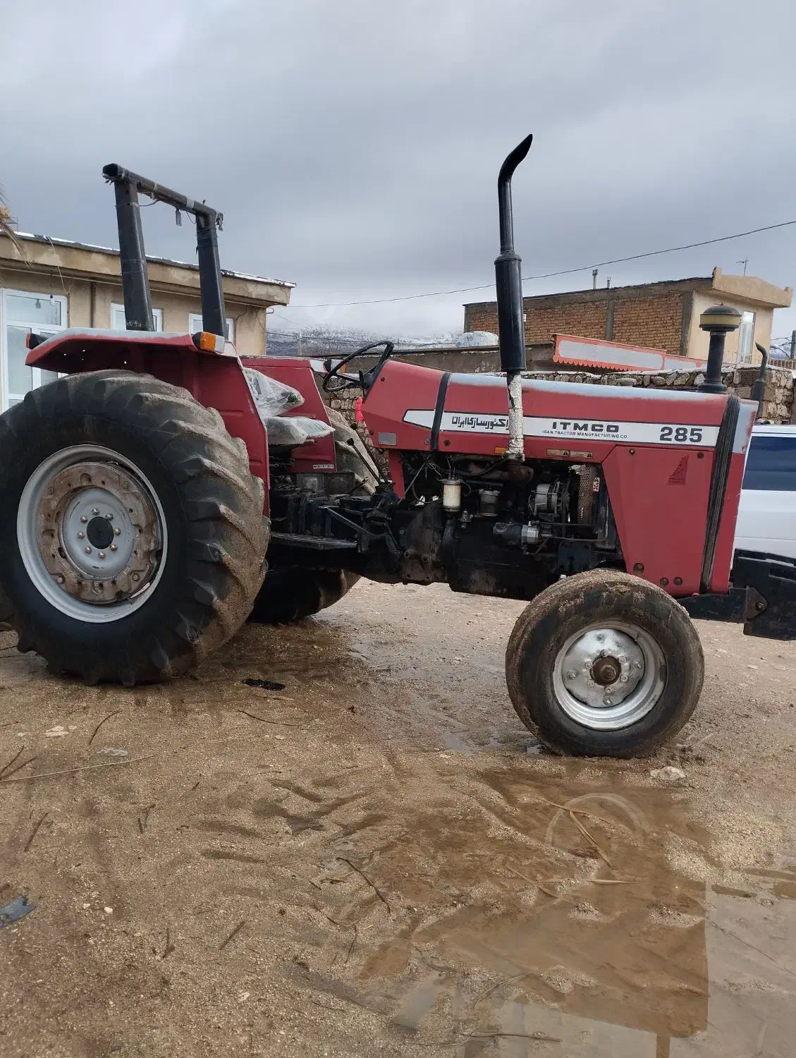 تراکتور|خودرو سنگین|ایلام, |دیوار