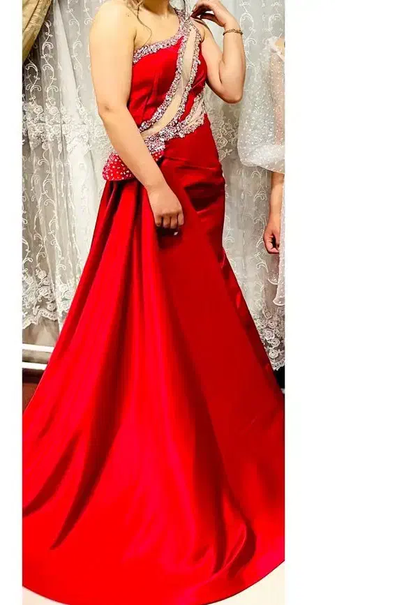 لباس شب|لباس|تسوج, |دیوار