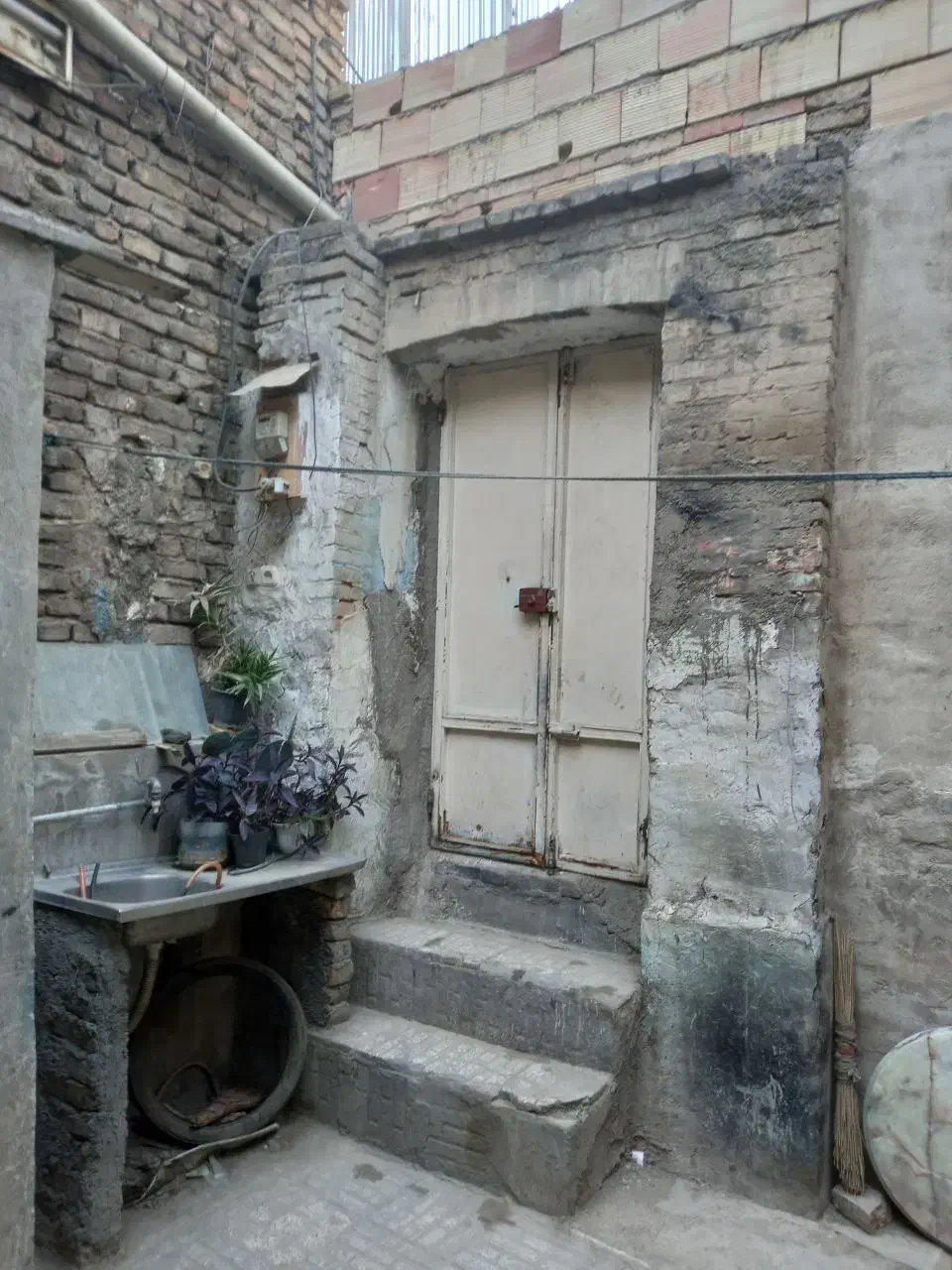 خانه قدیمی با ۱۰۰ سال قدمت|فروش خانه و ویلا|تهران, شوش|دیوار