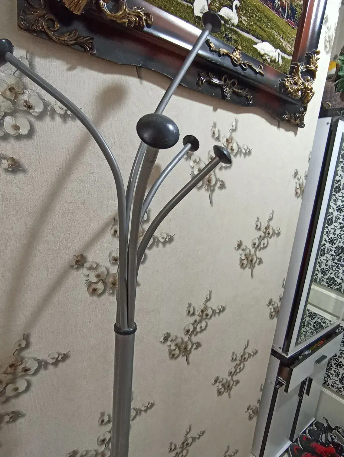 چوب لباسی ایستاده|بندرخت و رختآویز|اسلامشهر, مسکن مهر اسلاشهر (شهرک امام خمینی)|دیوار