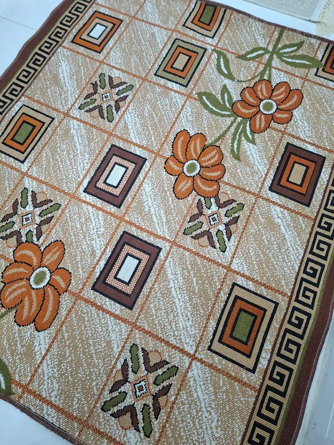 فرش کناره|فرش|بیرجند, |دیوار