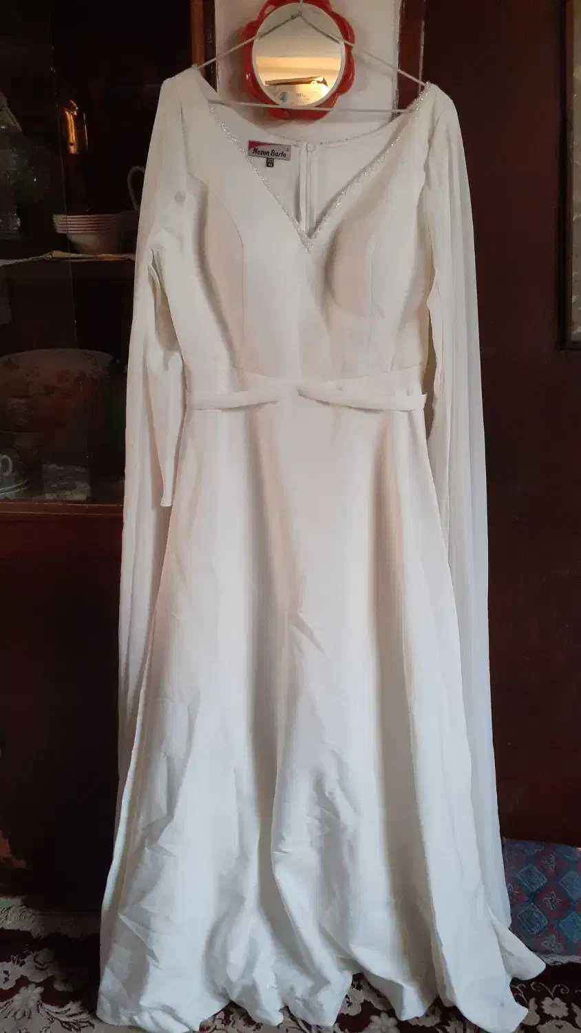 لباس عقدو عروسی|لباس|رشت, نظری|دیوار