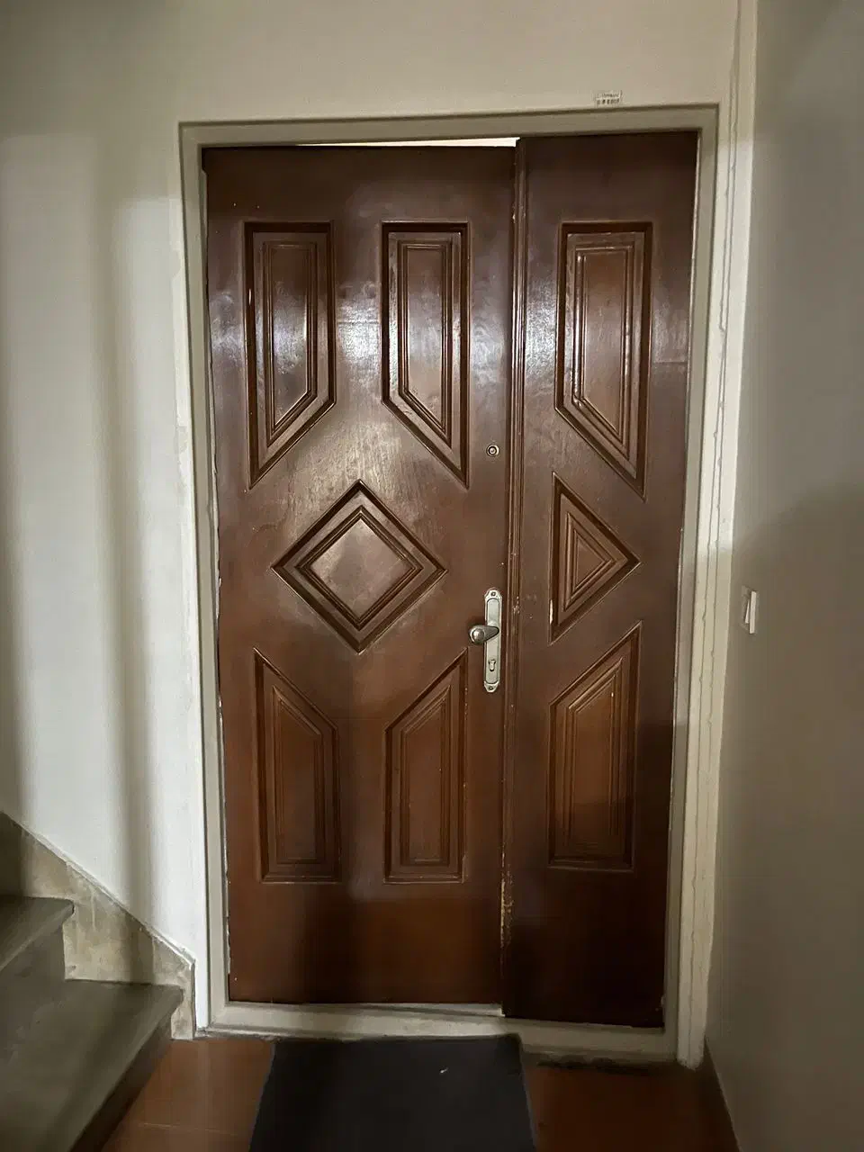 دلباز روشن دسترسی آسان پشت بیمارستان رازی