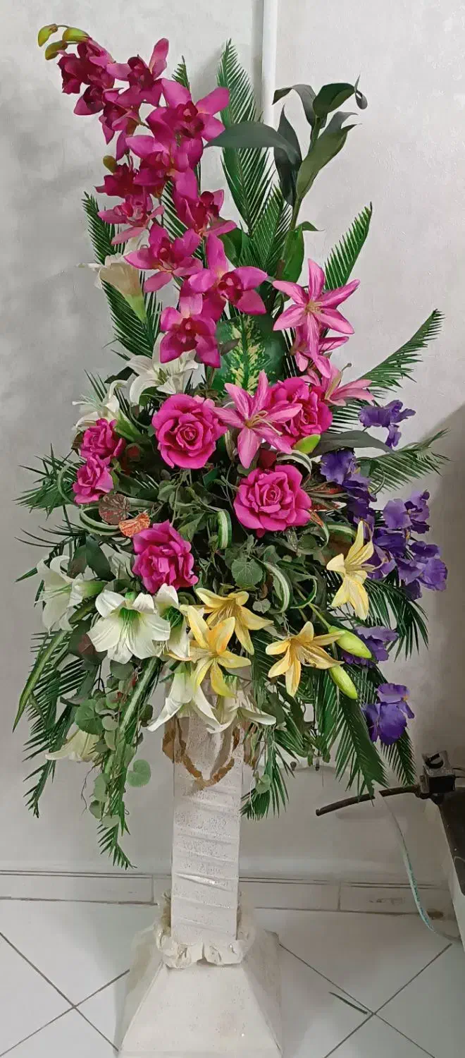 گلدان با گل مصنوعی|گل مصنوعی|مشهد, ایثارگران|دیوار