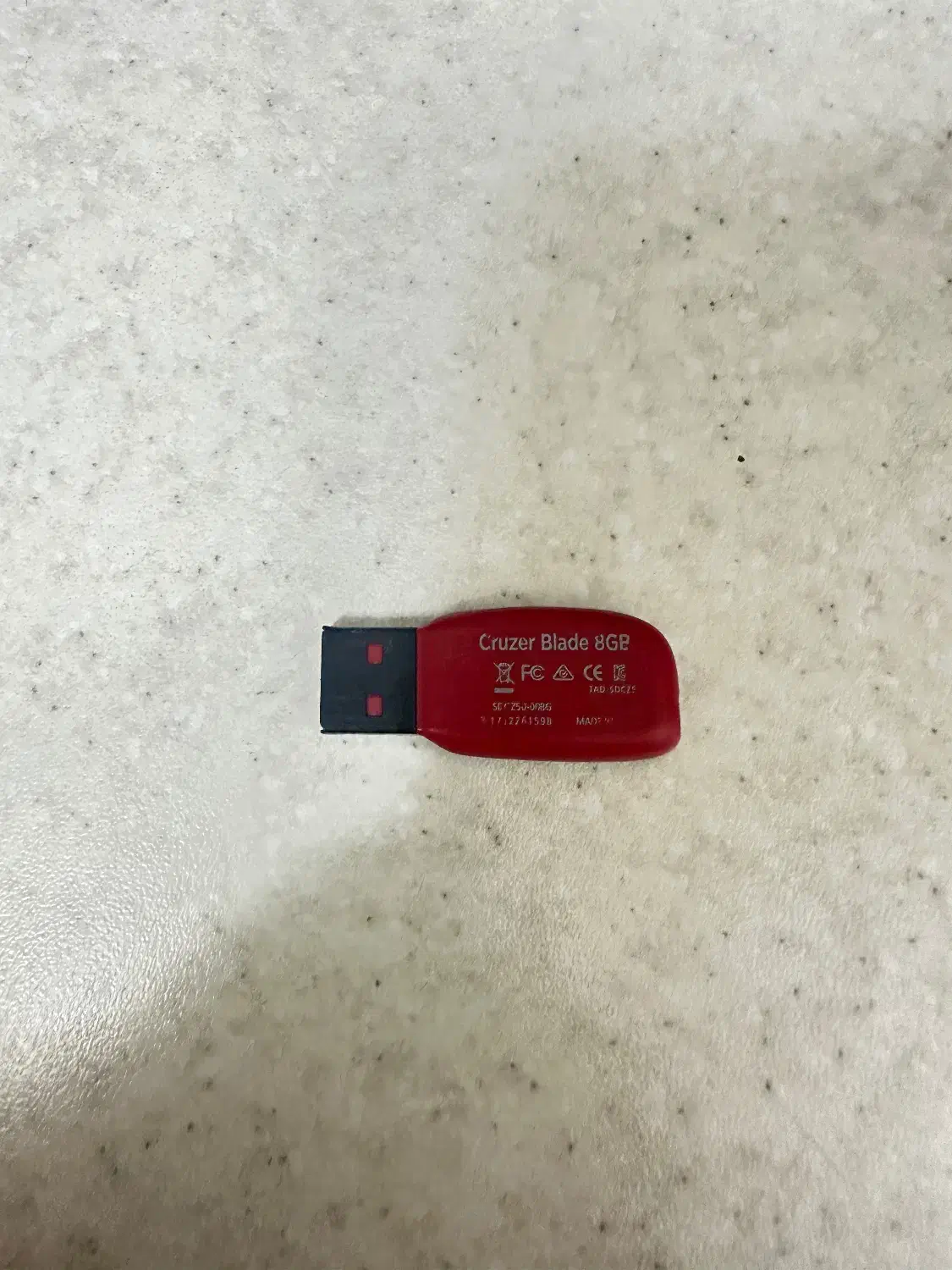 فلش ۸ گیگ|قطعات و لوازم جانبی رایانه|تهران, صادقیه|دیوار