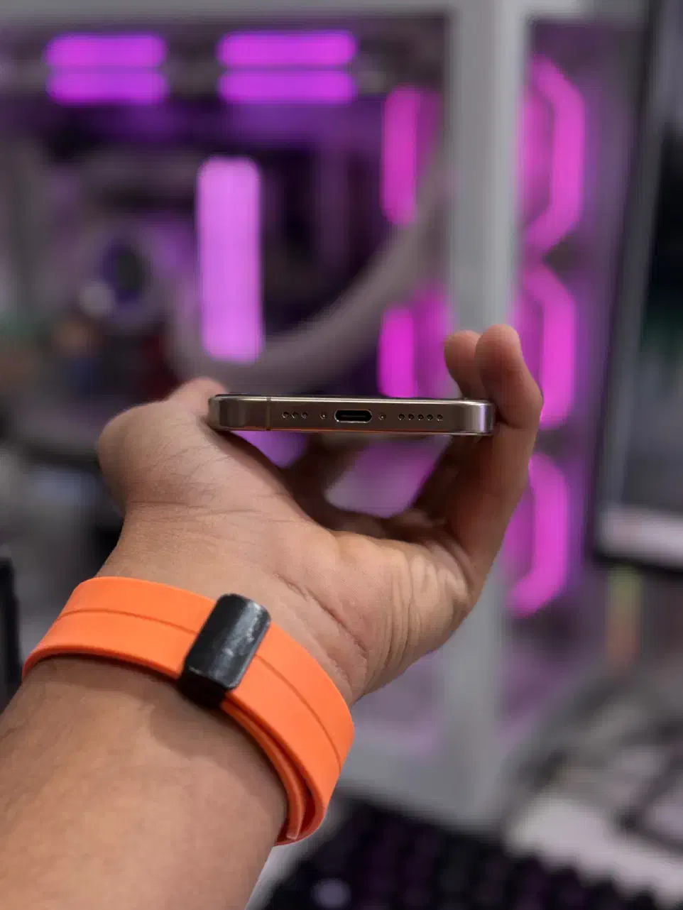 iphone 16 pro ریجستر شده|موبایل|شاهین‌شهر, گزبرخوار|دیوار