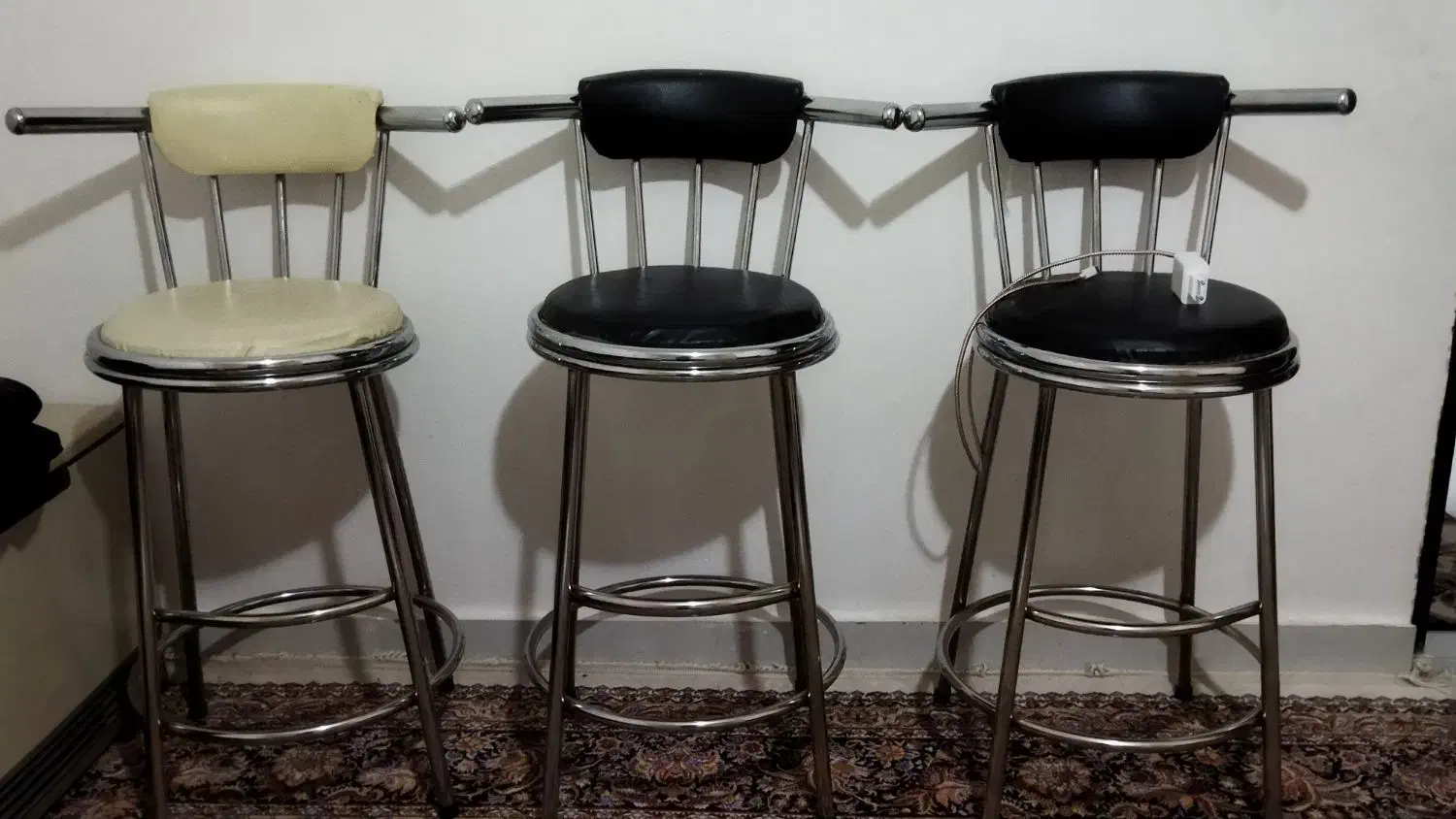 صندلی اپنی|صندلی و نیمکت|بیرجند, |دیوار