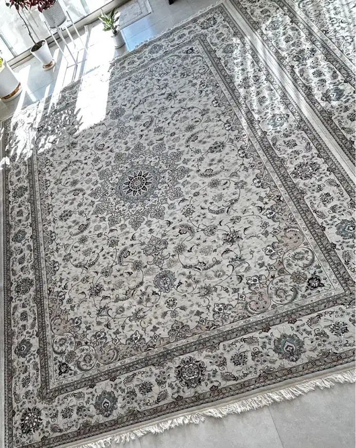 فرش ۱۲ متری گل ابریشم کویر یزد|فرش|شاهینشهر, شهرک مطهری|دیوار