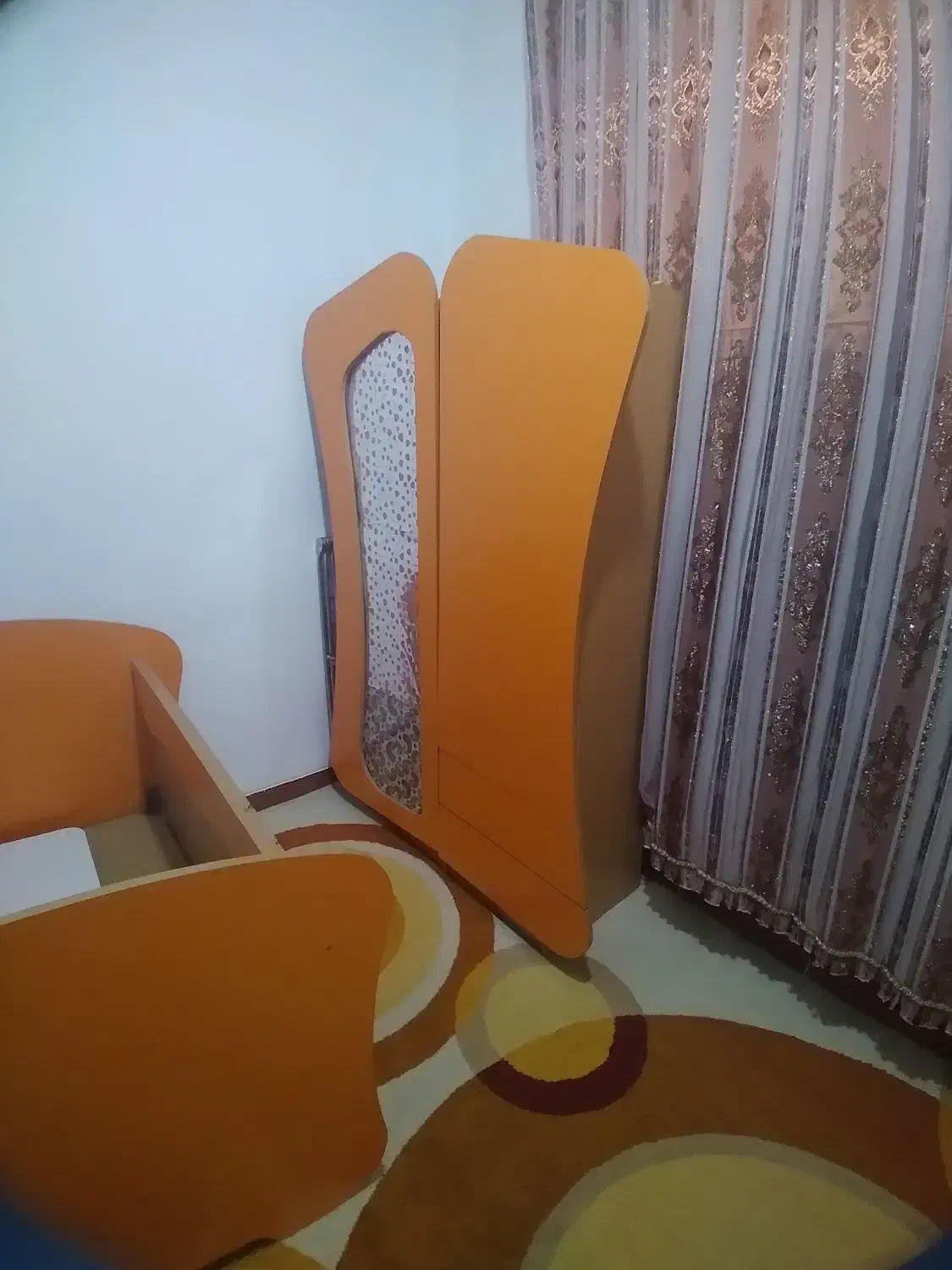 کمدورخت آویز وگهواره وباکس عروسک|تخت و سرویس خواب|جوانرود, |دیوار