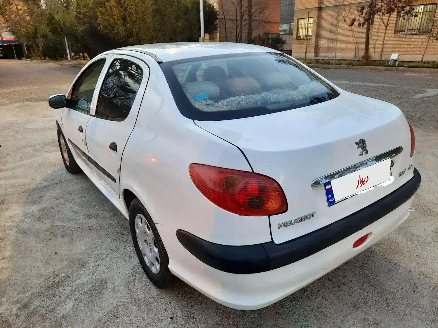 پژو ۲۰۶ وی ۸ فول برقی|خودرو سواری و وانت|تربتحیدریه, مظفریه|دیوار