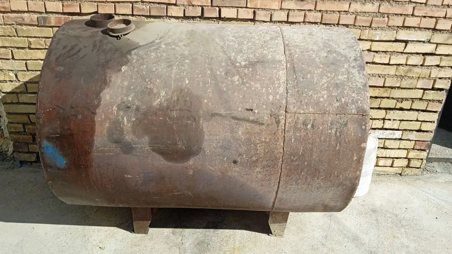 تانکر گازوئیل ۱۰۰۰ لیتری|مصالح و تجهیزات ساختمان|ارومیه, |دیوار