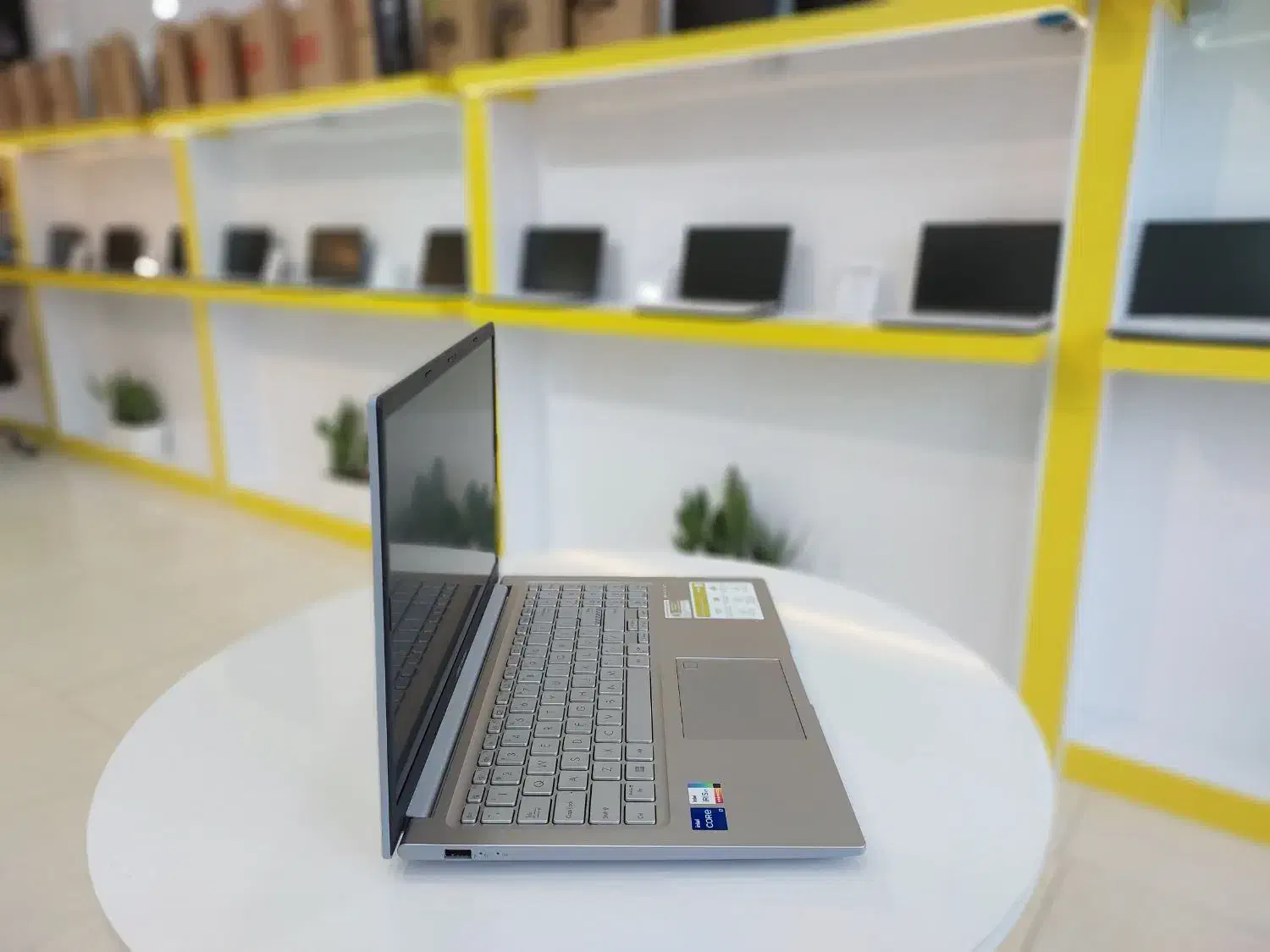 ایسوس vivobook اقساط|رایانه همراه|کرمانشاه, |دیوار