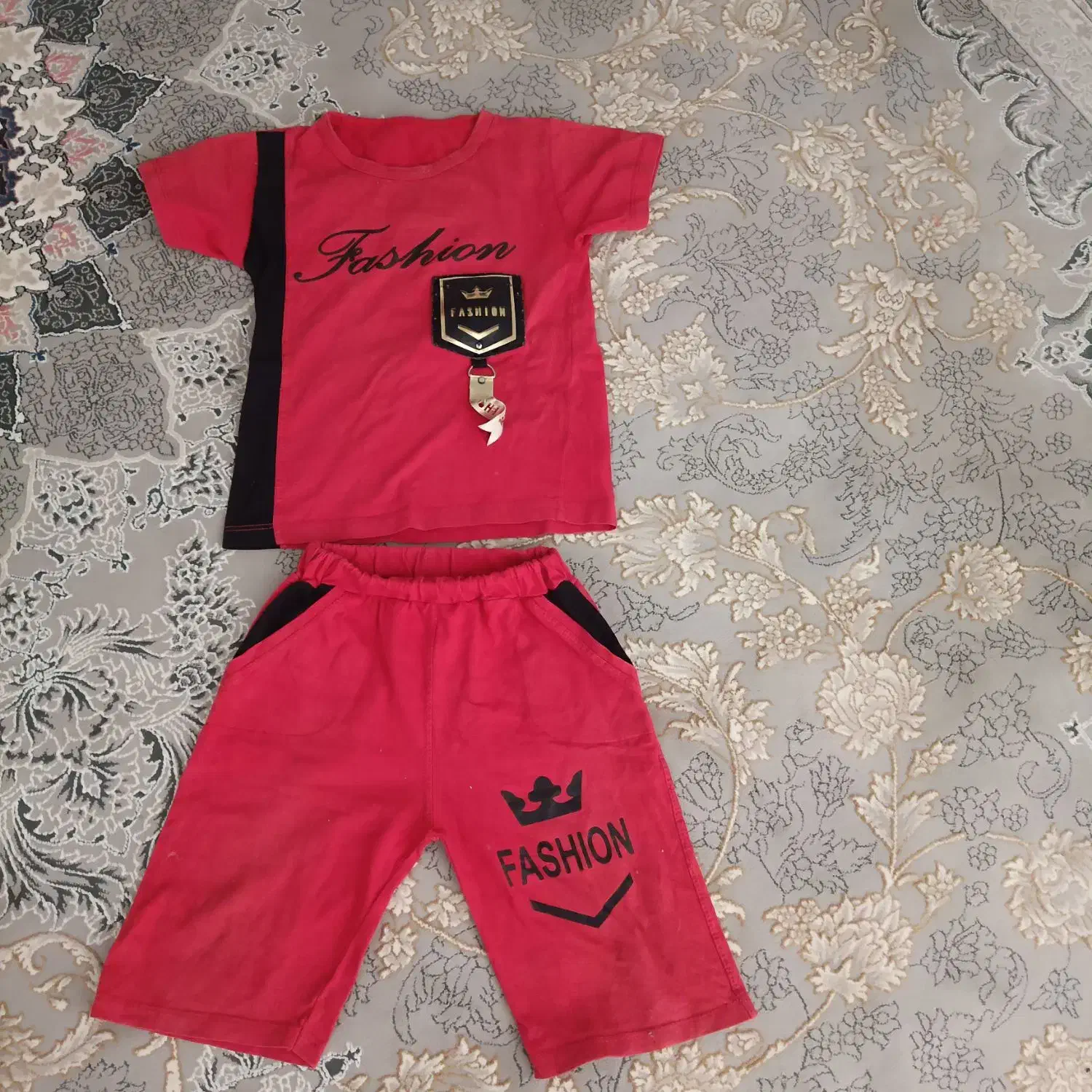 لباس|لباس|بیرجند, |دیوار