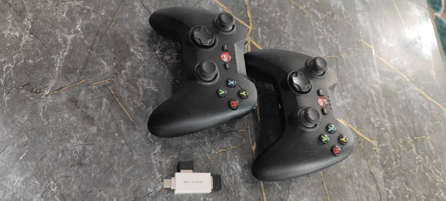 دسته بازی بی سیم کامپیوتر طرح XBOX|کنسول، بازی ویدئویی و آنلاین|اردکان, |دیوار