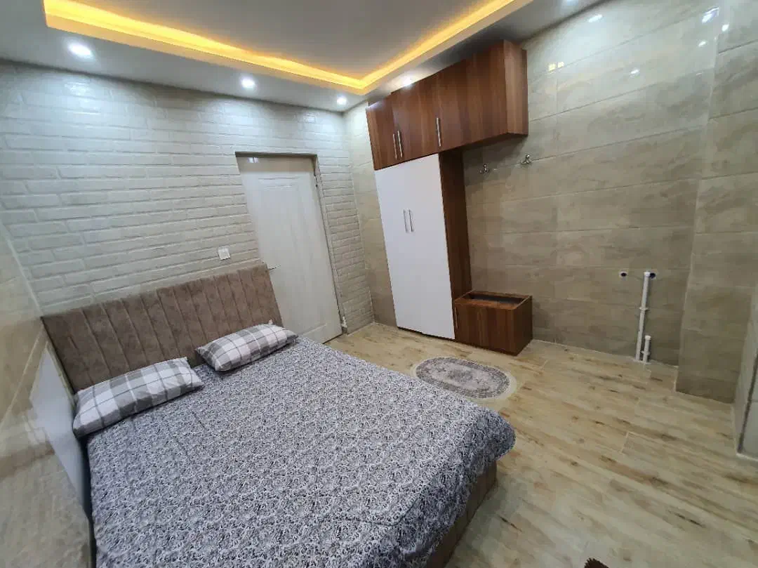 ویلا استخردار استخر فراز|اجارهٔ کوتاه‌مدت ویلا و باغ|بندر انزلی, سامانسر|دیوار