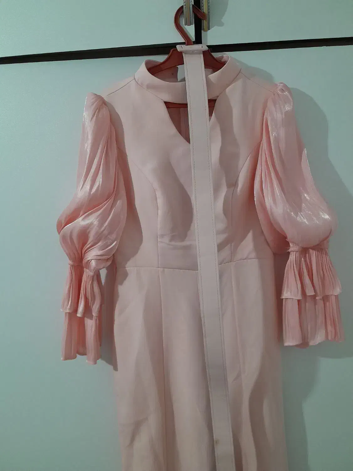 شلوار و لباس|لباس|خوی, |دیوار