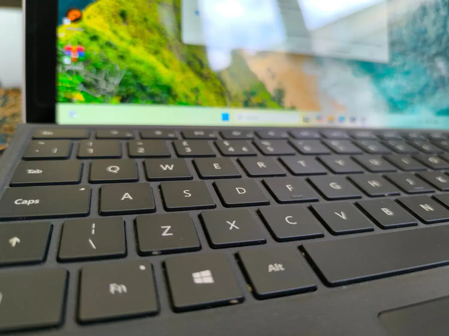 سرفیس اقتصادی پرو 5 پردازنده i5 بدون تاچ|رایانه همراه|تهران, میدان ولیعصر|دیوار